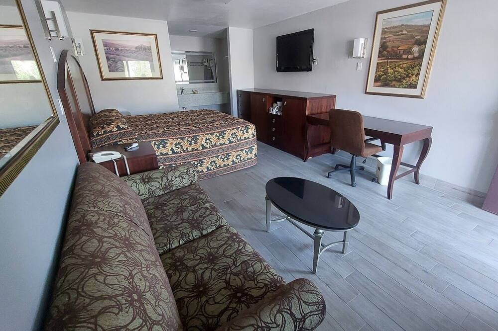 Photo of Livingroom in Norco