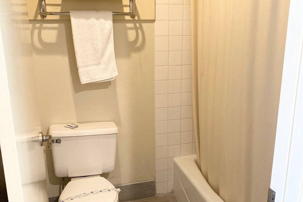 Photo of Bathroom in Norco
