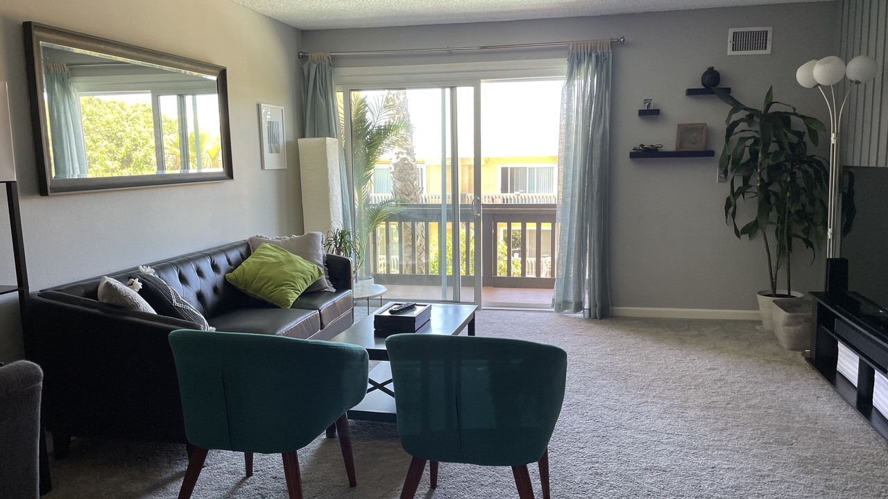 Photo of Livingroom in El Segundo