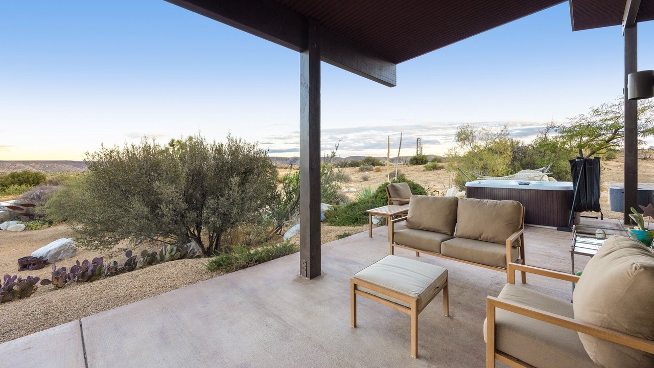 Photo of Patio Balcony in Pioneertown