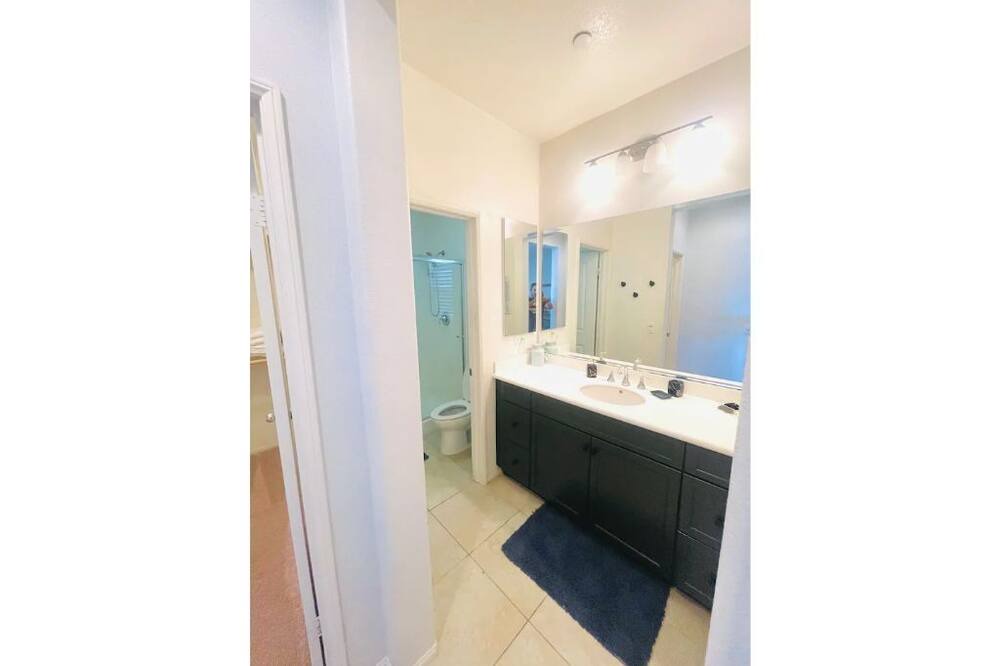 Photo of Bathroom in Mira Loma