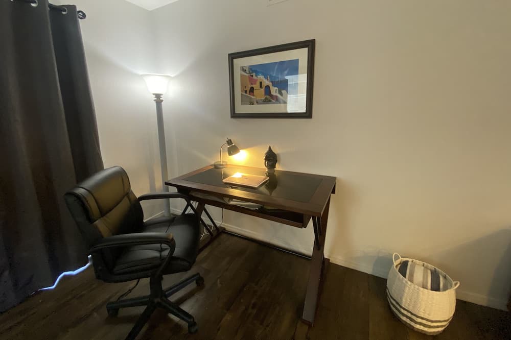 Photo of Bedroom in Simi Valley