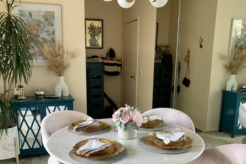 Photo of Kitchen in La Brea