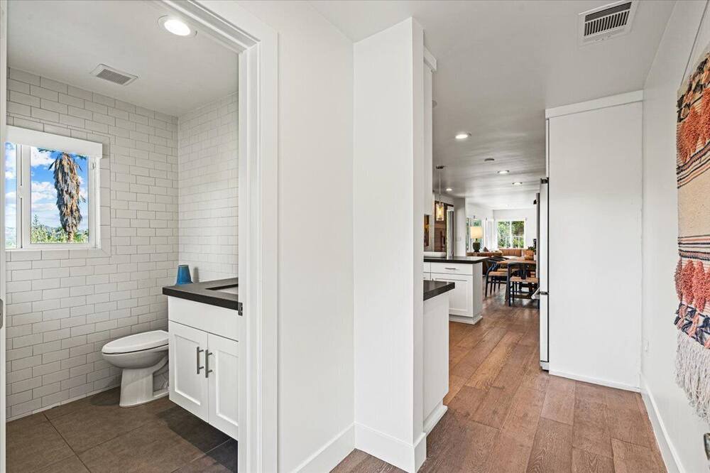 Photo of Bedroom in Downtown Riverside