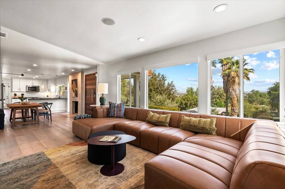 Photo of Livingroom in Downtown Riverside