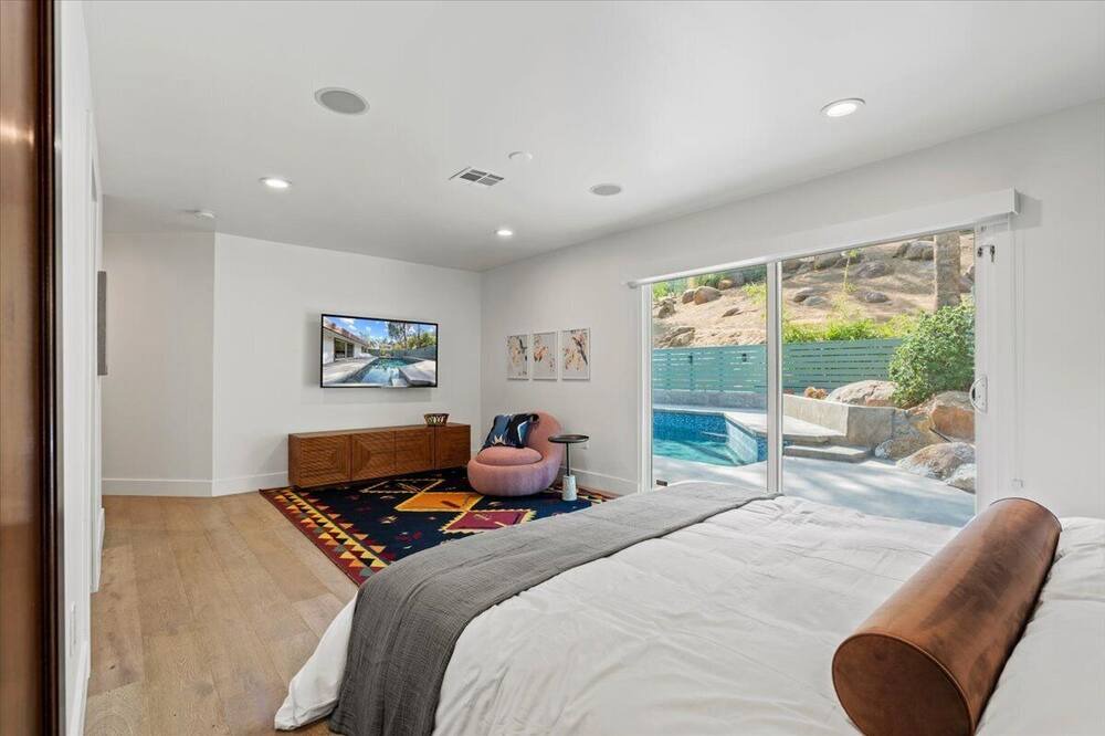 Photo of Bedroom in Downtown Riverside