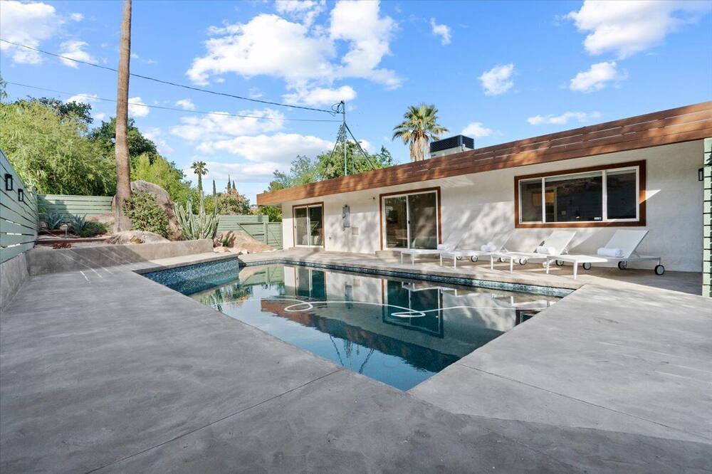 Photo of Outdoor in Downtown Riverside