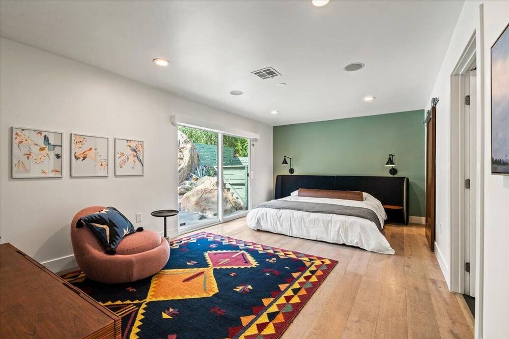 Photo of Bedroom in Downtown Riverside