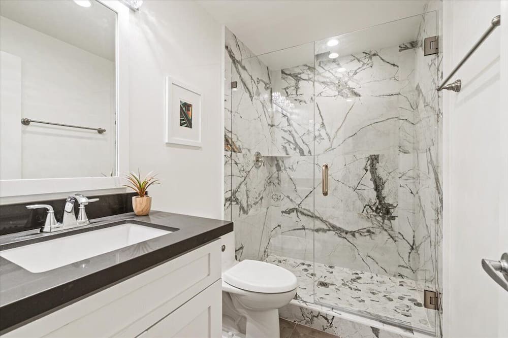 Photo of Bathroom in Downtown Riverside