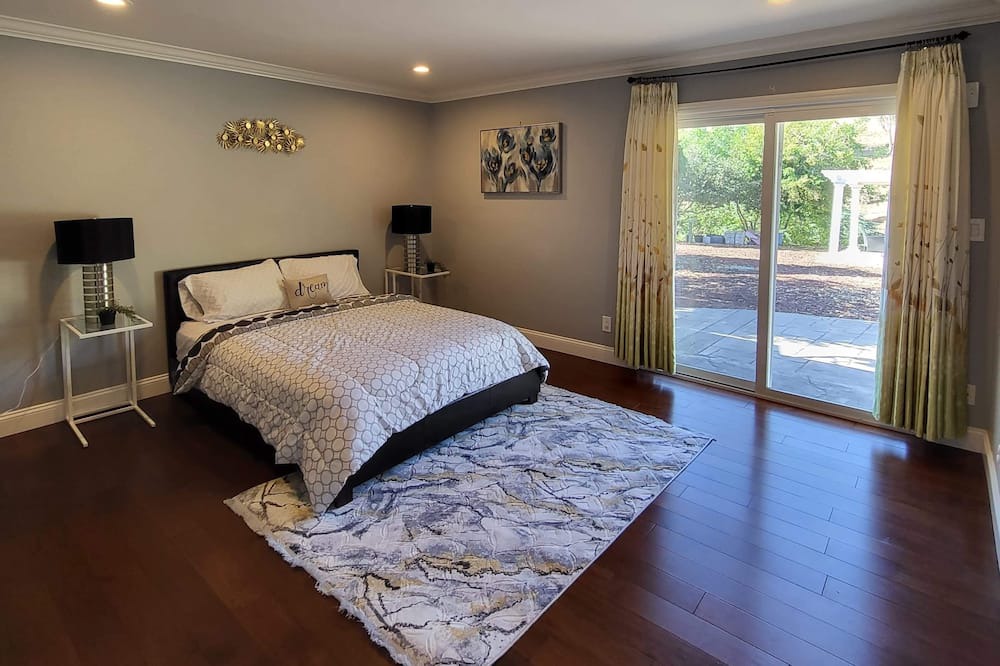 Photo of Bedroom in Evergreen