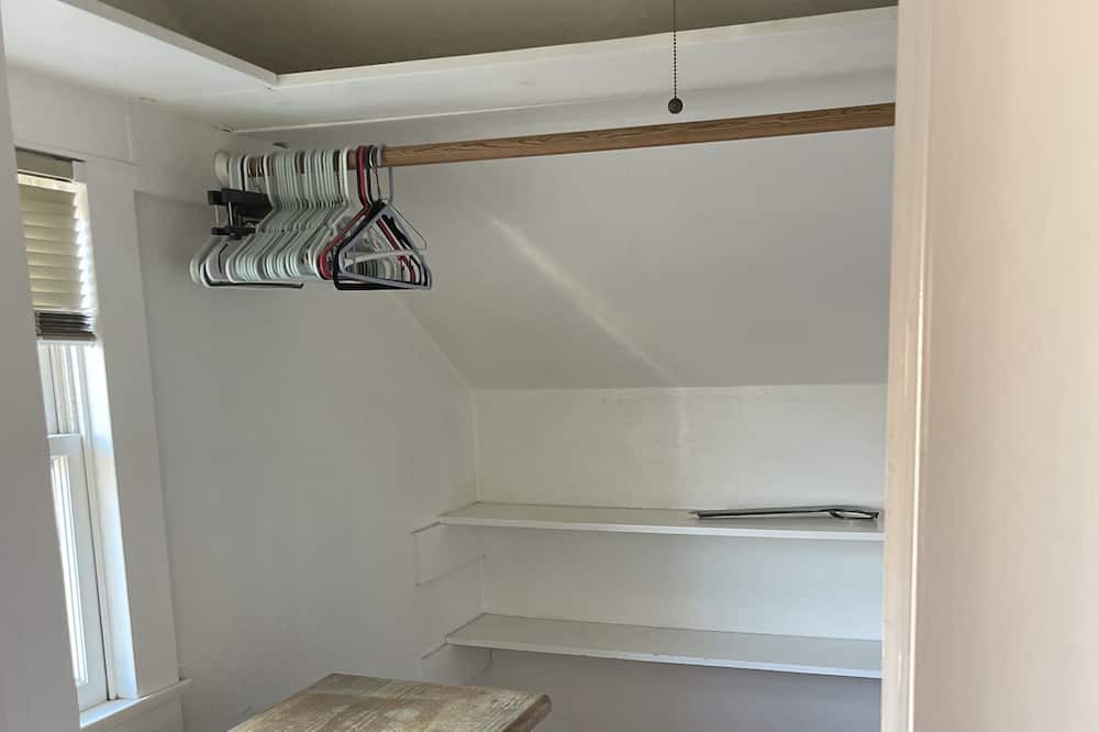 Photo of Bedroom in Civic Center