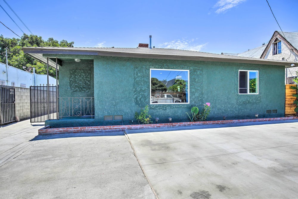 Photo of Outdoor in Compton