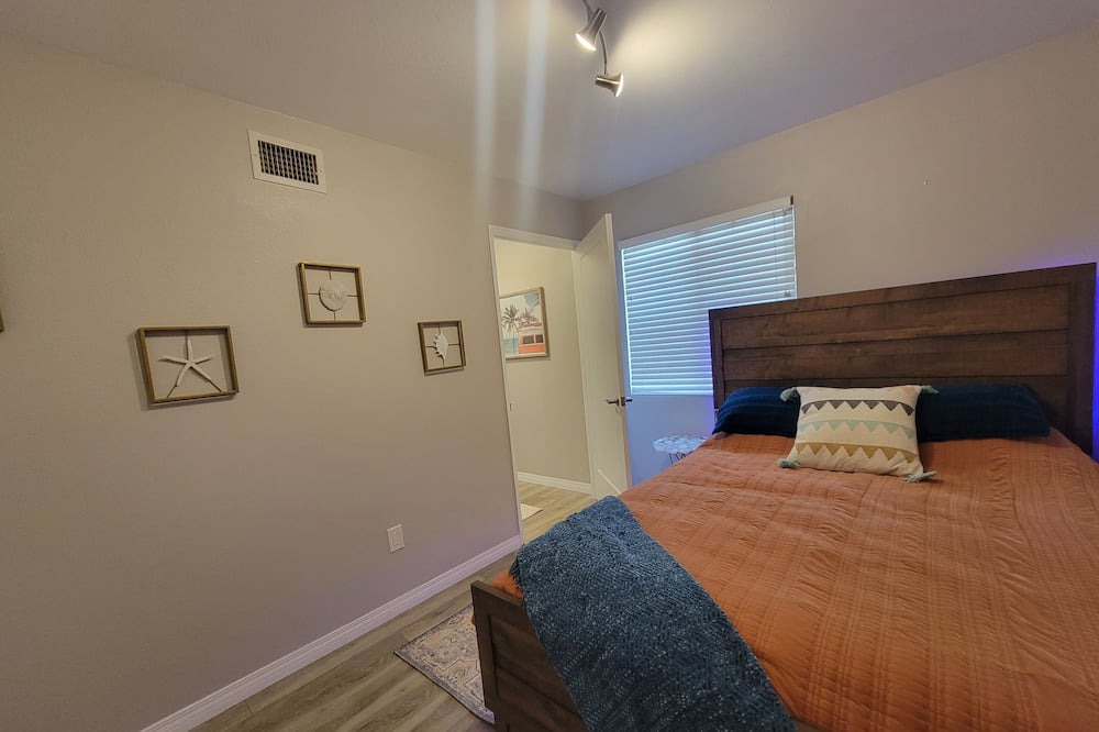 Photo of Bedroom in Santee