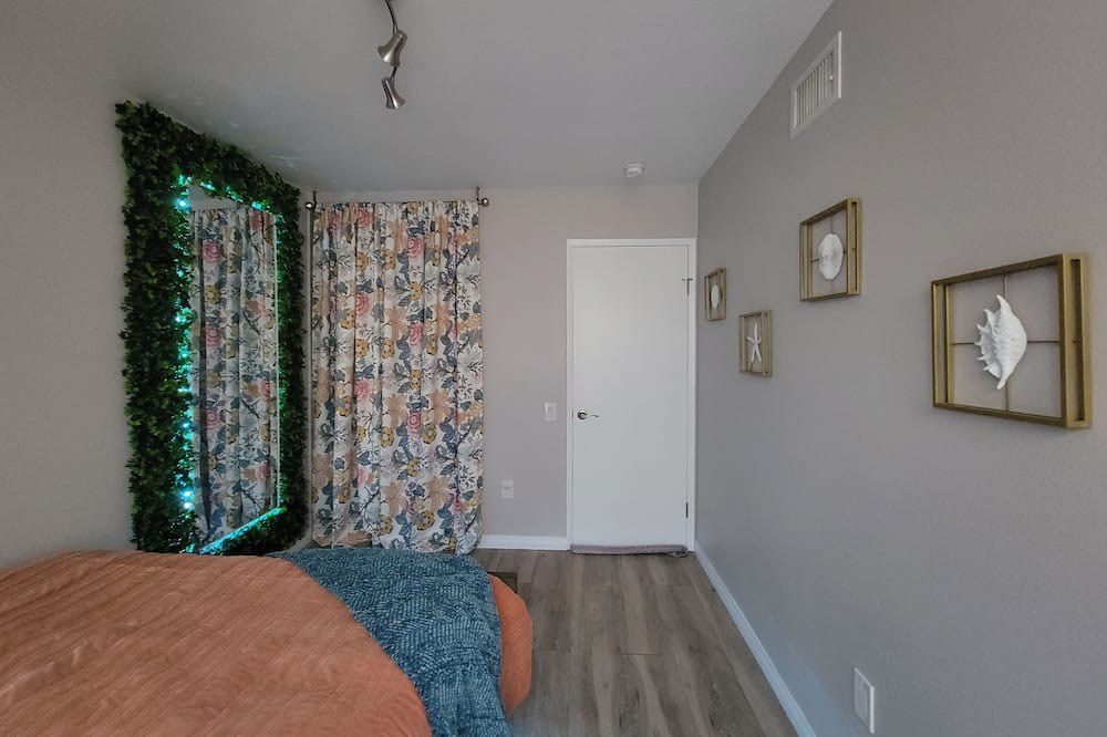 Photo of Bedroom in Santee
