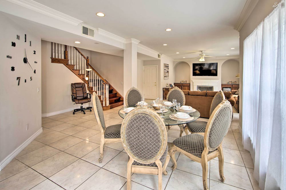 Photo of Livingroom in Covina