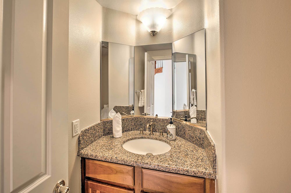 Photo of Bathroom in Covina