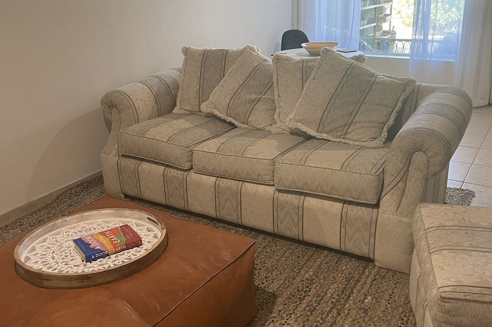 Photo of Livingroom in Val Verde