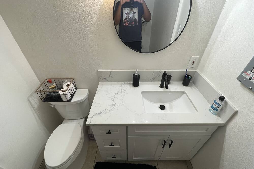 Photo of Bathroom in Val Verde