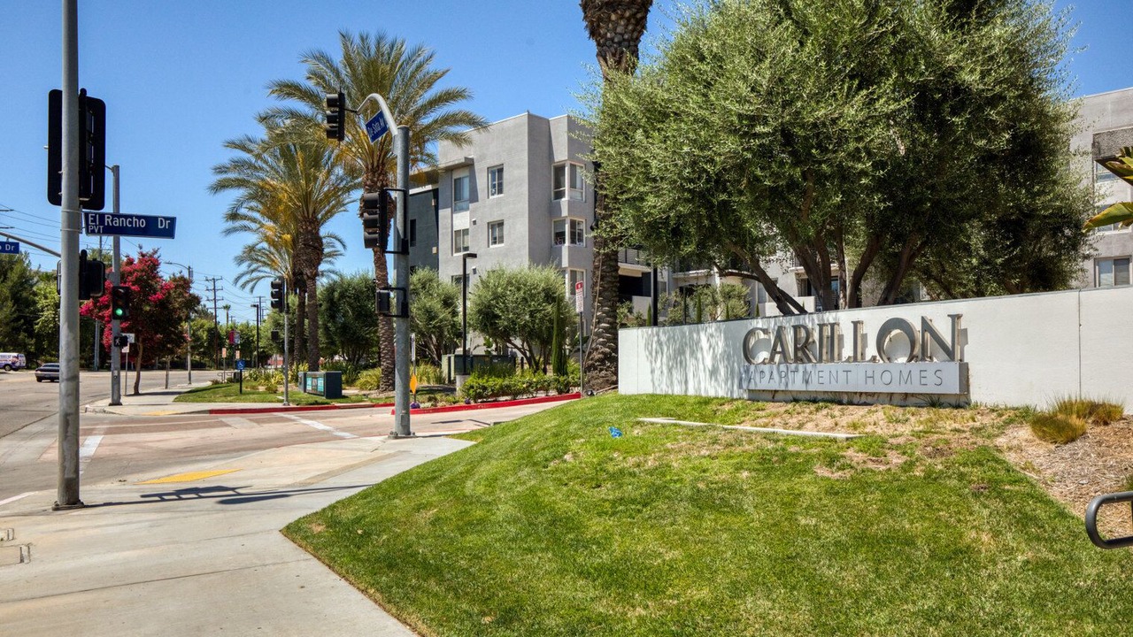 Photo of Outdoor in Warner Center