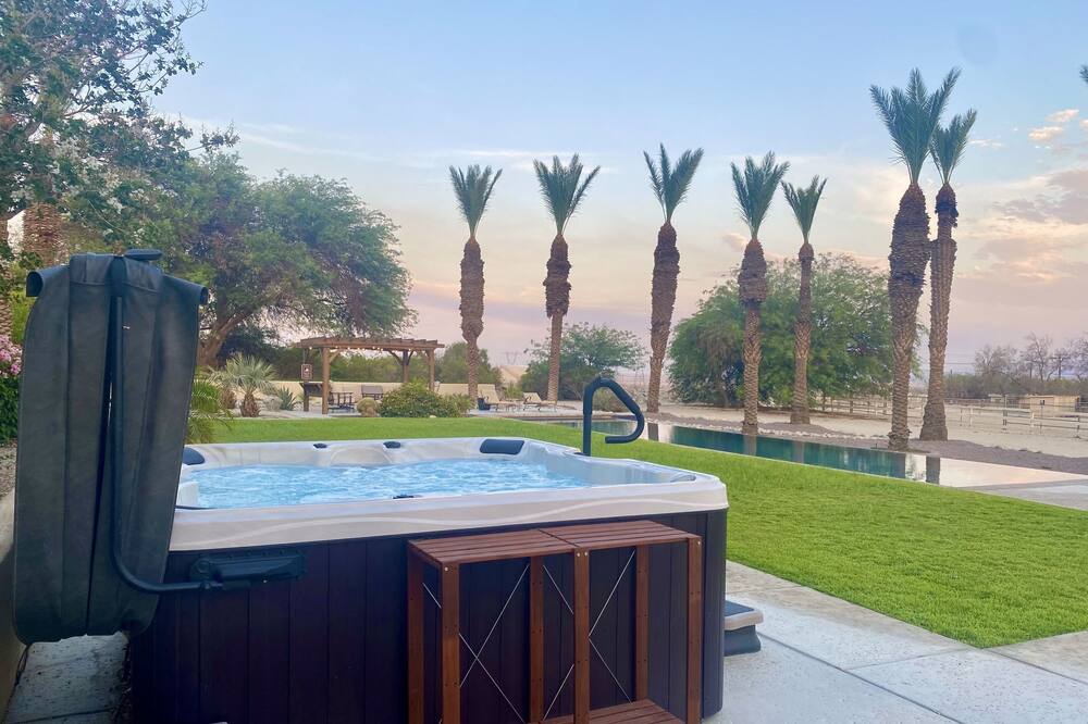 Photo of Others in Thousand Palms