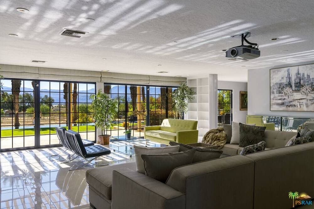 Photo of Livingroom in Thousand Palms