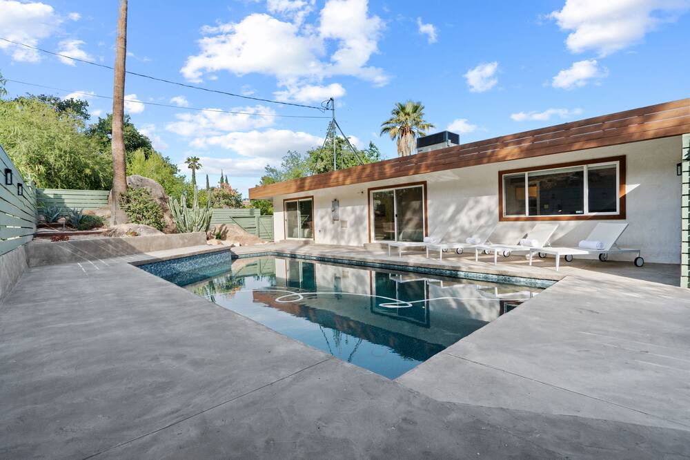 Photo of Outdoor in Downtown Riverside