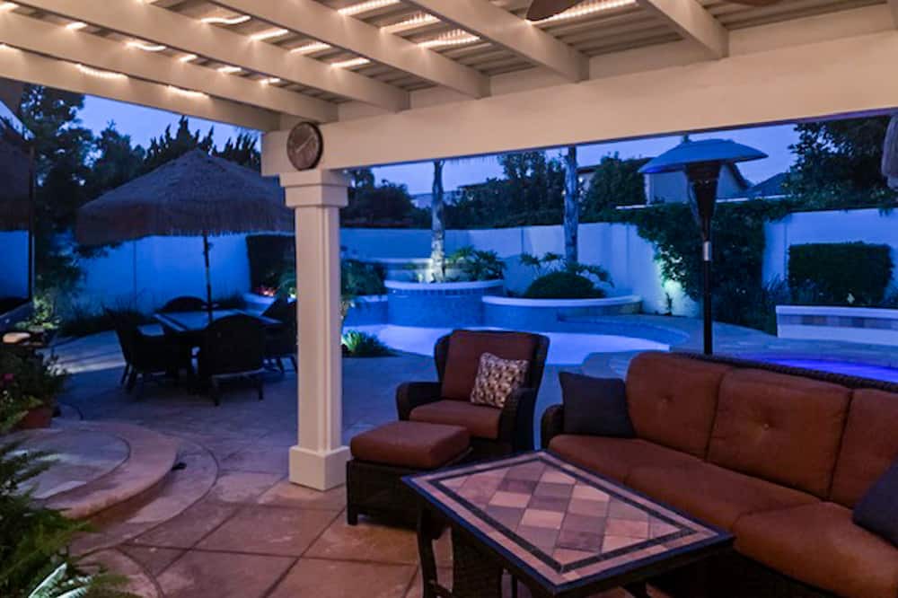 Photo of Outdoor in Fountain Valley