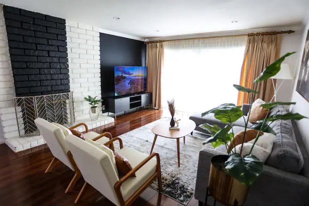 Photo of Livingroom in El Camino Real