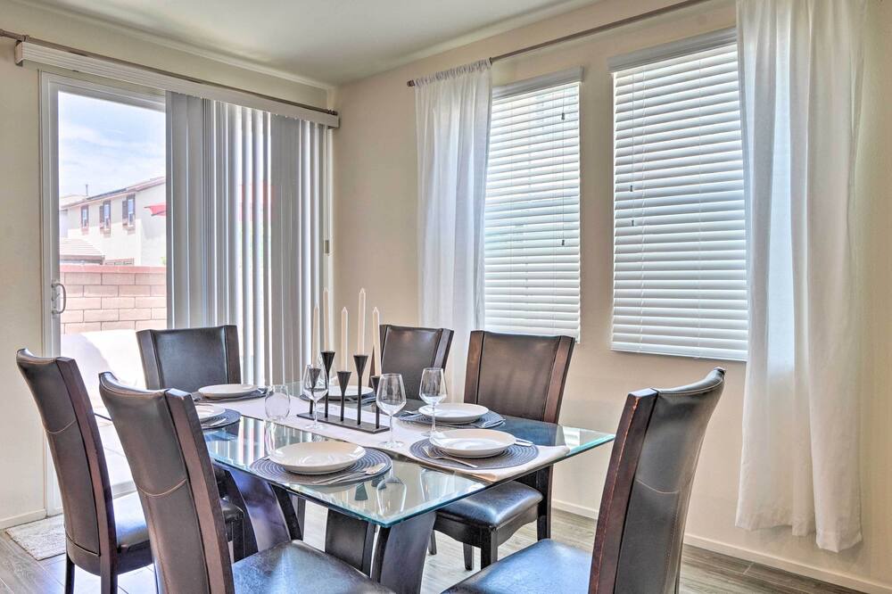 Photo of Livingroom in Menifee