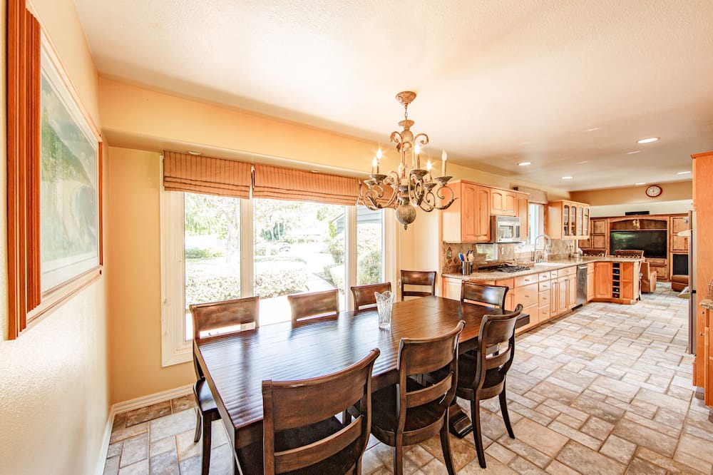 Photo of Kitchen in East Whittier