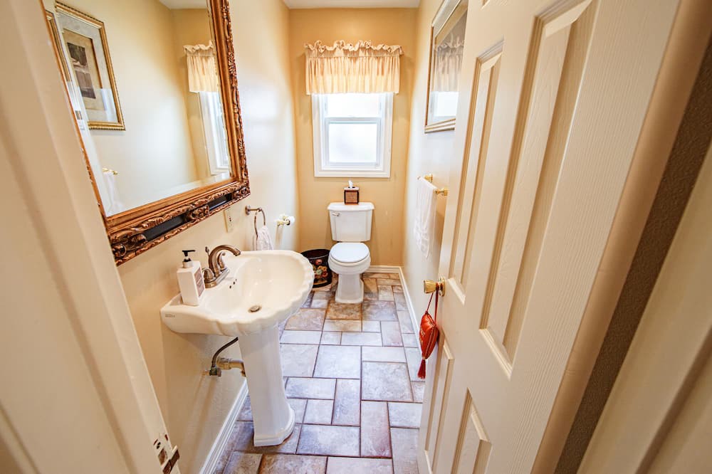 Photo of Bathroom in East Whittier