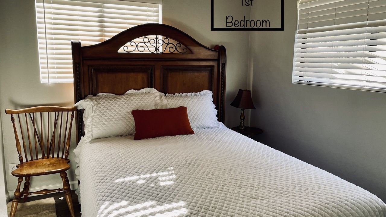 Photo of Bedroom in Wrightwood