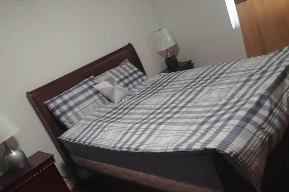 Photo of Bedroom in Hacienda Heights