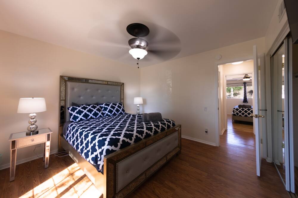 Photo of Bedroom in West Hills