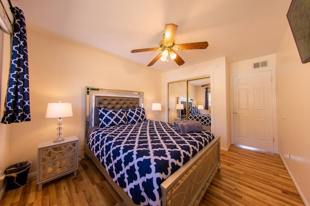 Photo of Bedroom in West Hills