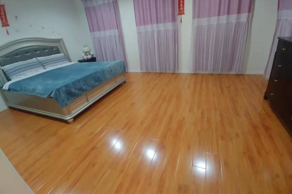 Photo of Bedroom in Chino