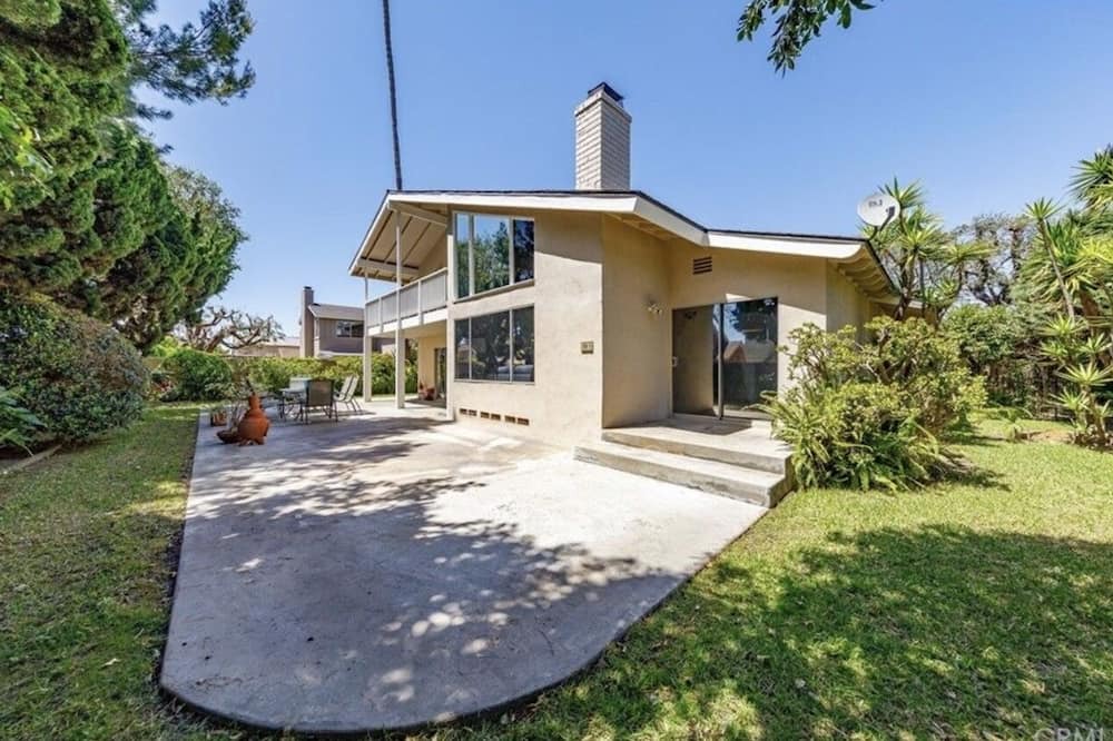 Photo of Outdoor in Fountain Valley