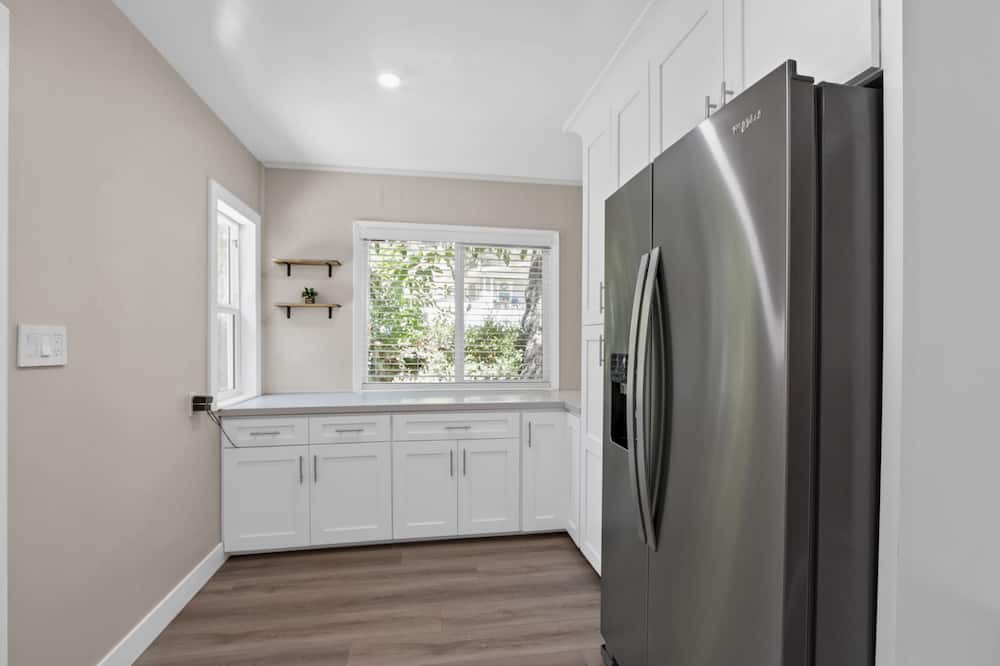 Photo of Bedroom in Whittier