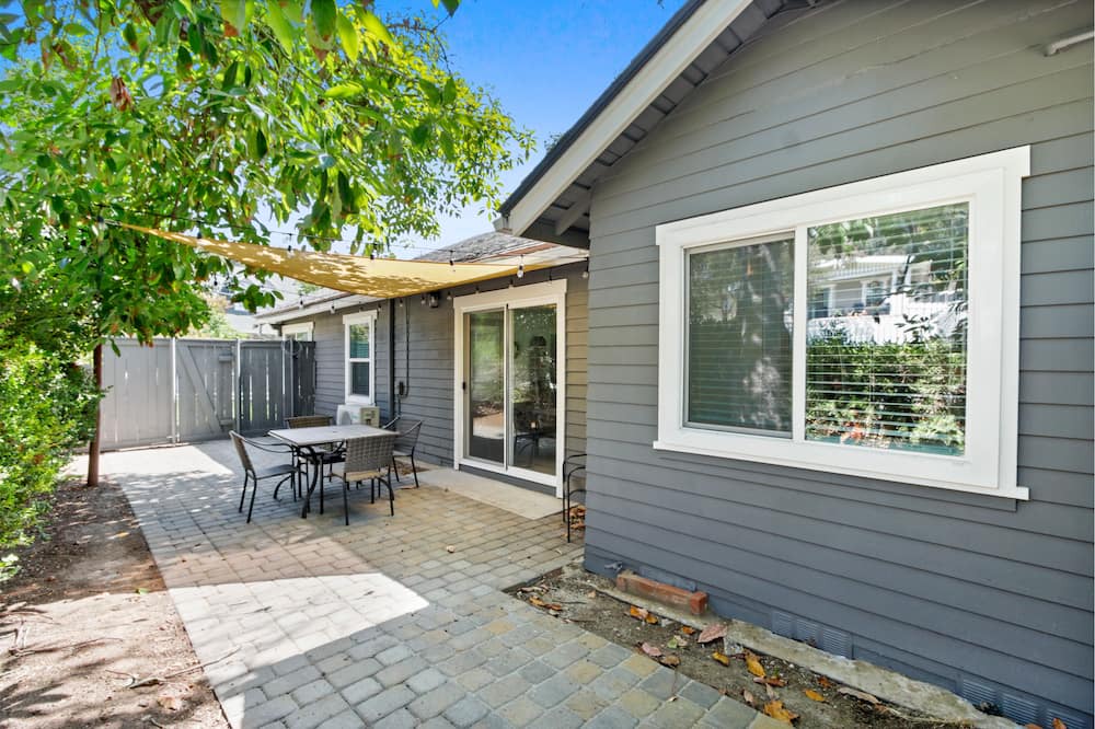 Photo of Patio Balcony in Whittier