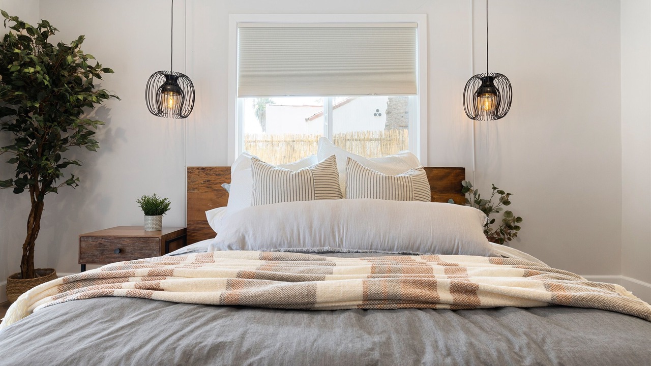 Photo of Bedroom in Miracle Mile