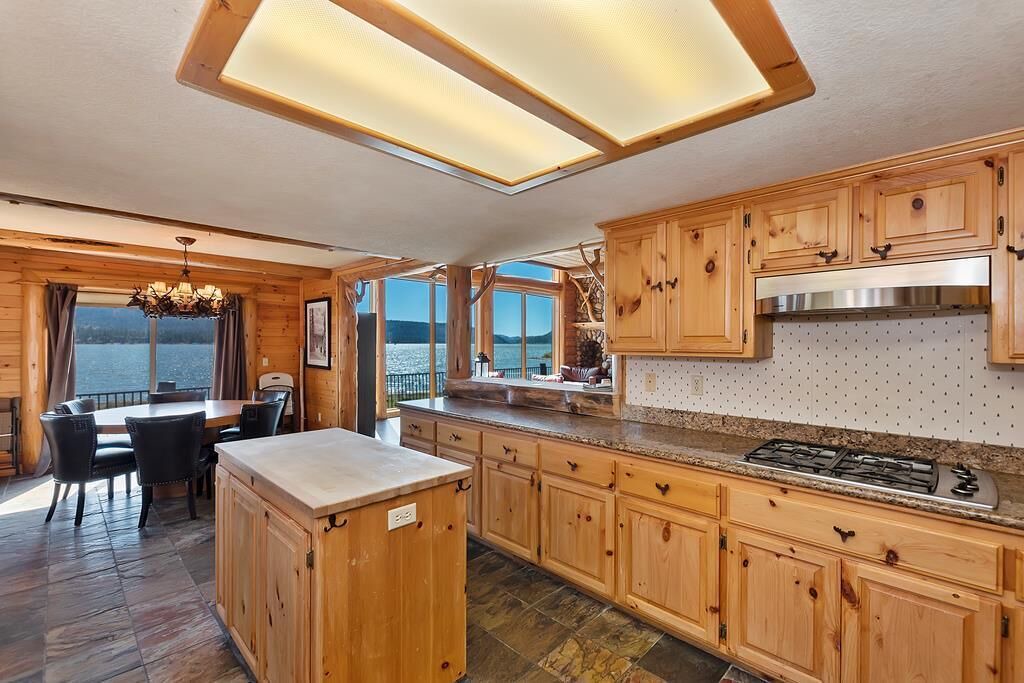 Photo of Kitchen in Fawnskin
