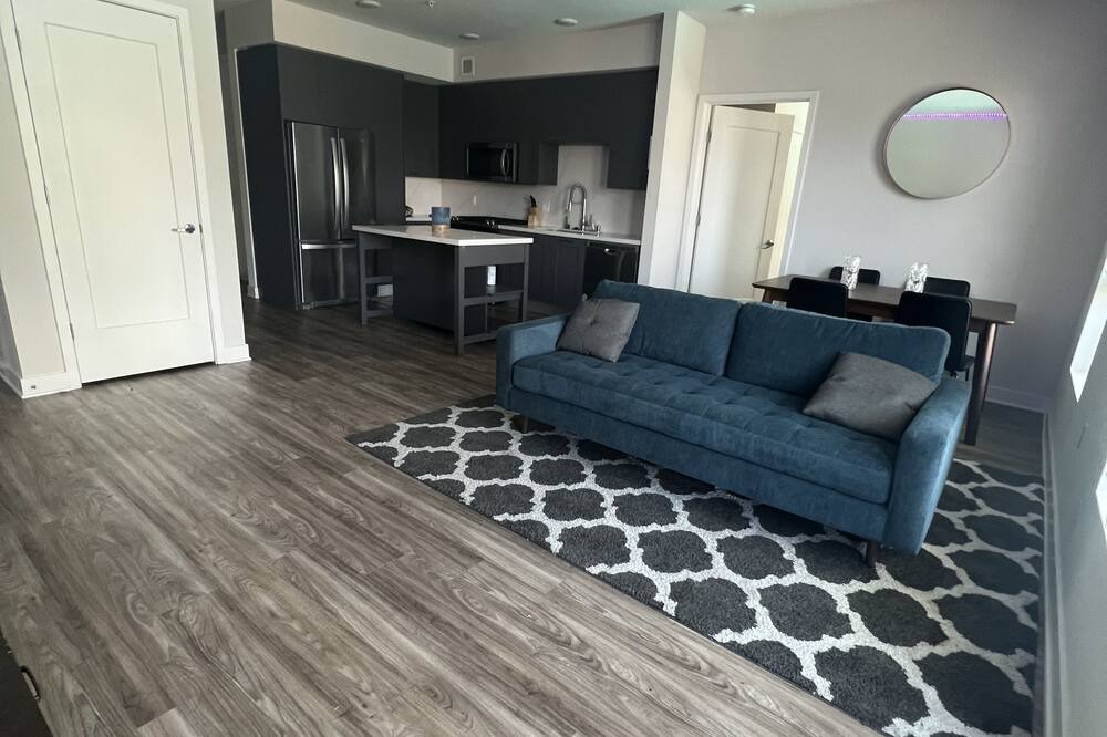 Photo of Livingroom in Downtown