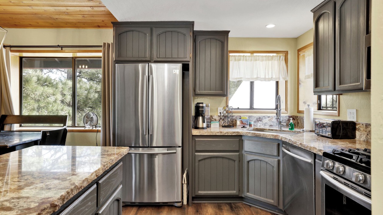 Photo of Kitchen in Big Bear City