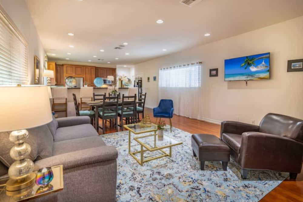 Photo of Livingroom in Mission Viejo