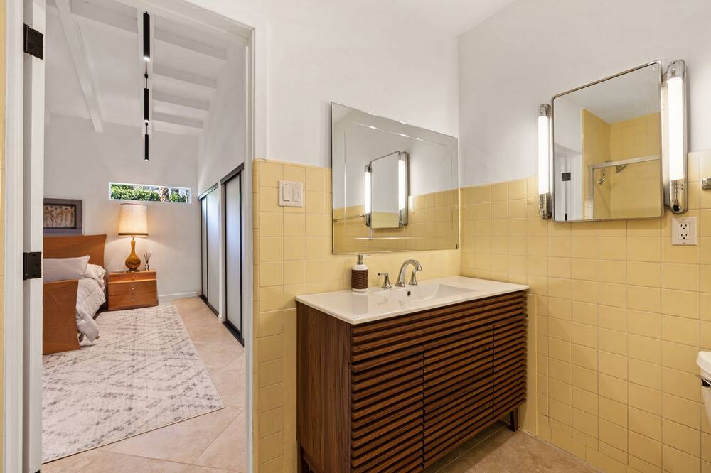 Photo of Bathroom in Sunrise Vista Chino