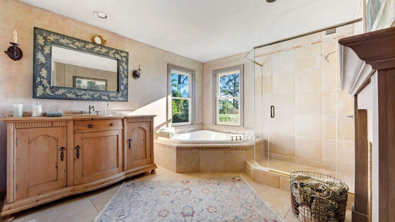 Photo of Bathroom in Penngrove