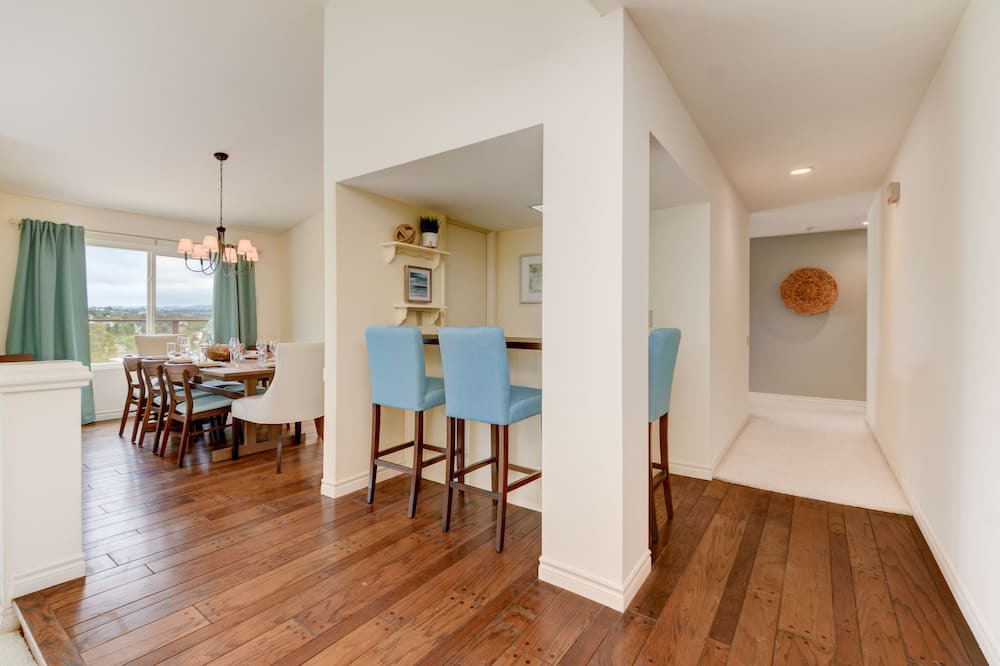 Photo of Livingroom in Fire Mountain