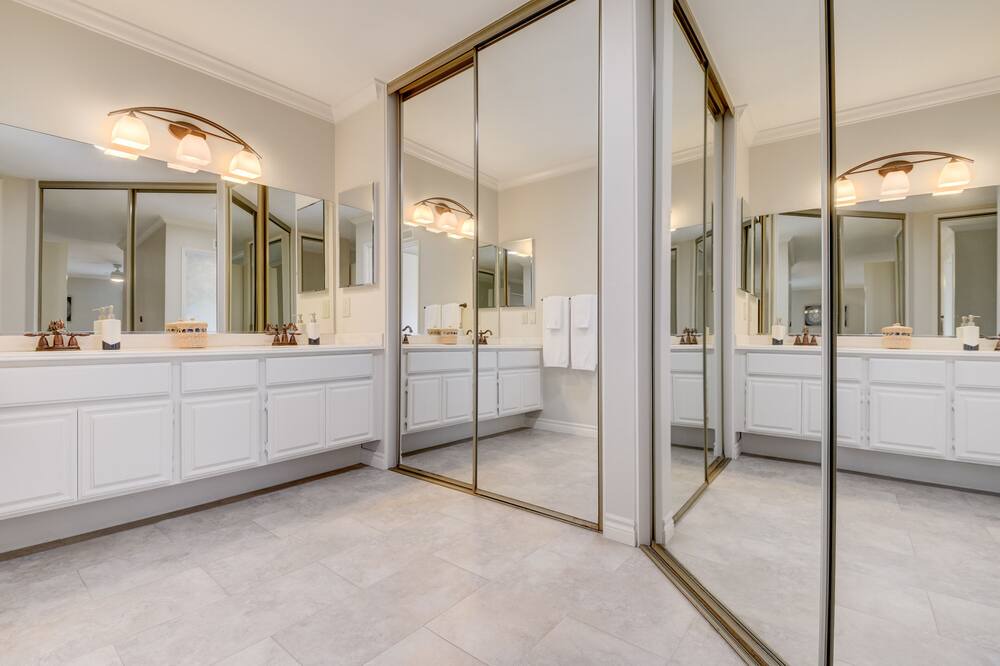 Photo of Bathroom in Fire Mountain