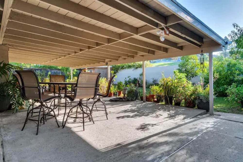 Photo of Patio Balcony in Corona