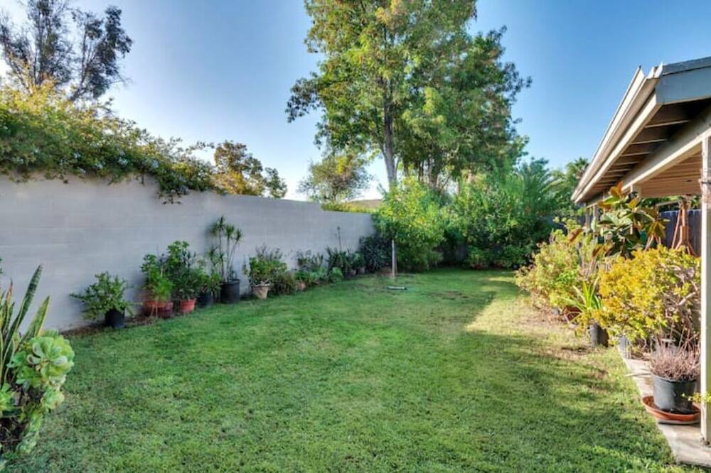 Photo of Outdoor in Corona